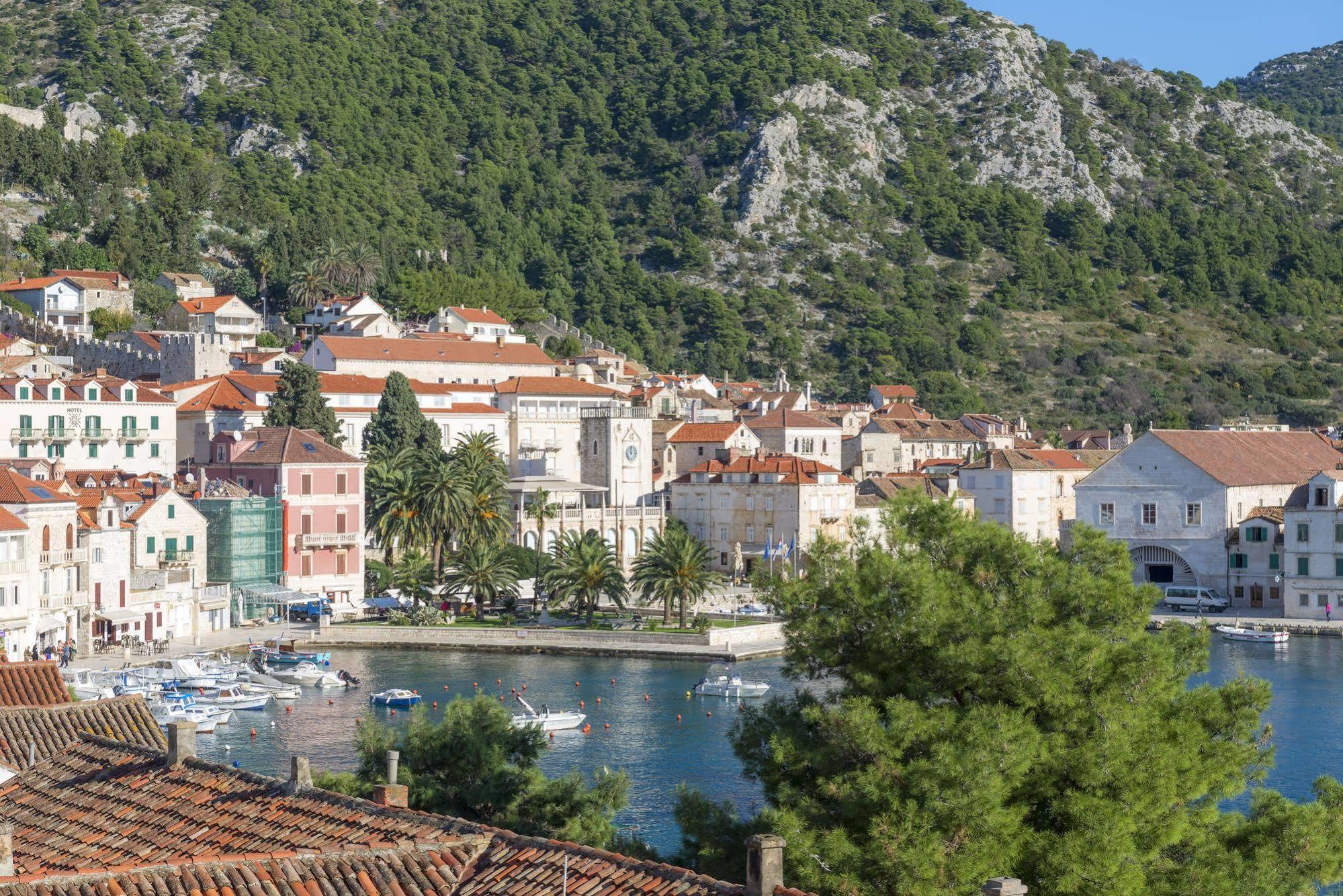 Delfin Hvar Hotel Hvar Town Exterior foto